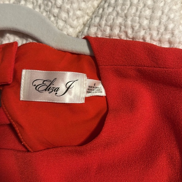 Eliza J Long Sleeve Bow Back Party Dress Red 6 - Picture 8 of 8